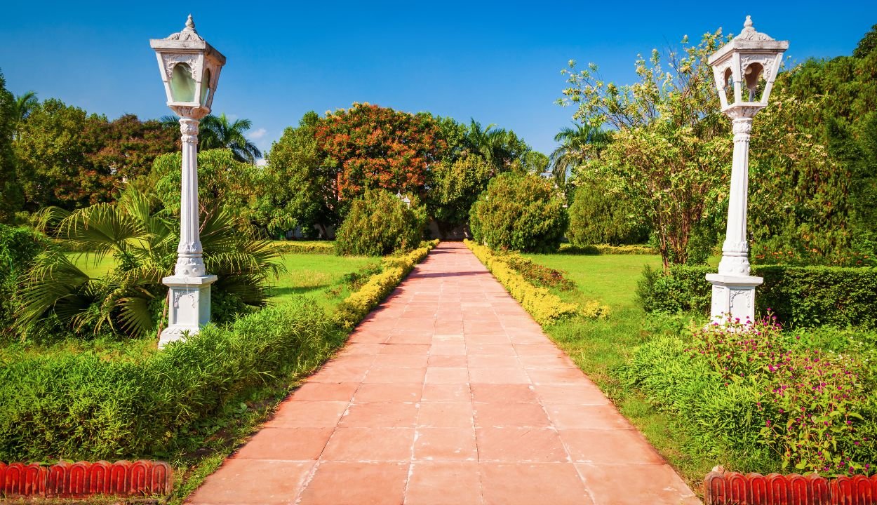 Udaipur Mount Abu Tour Package